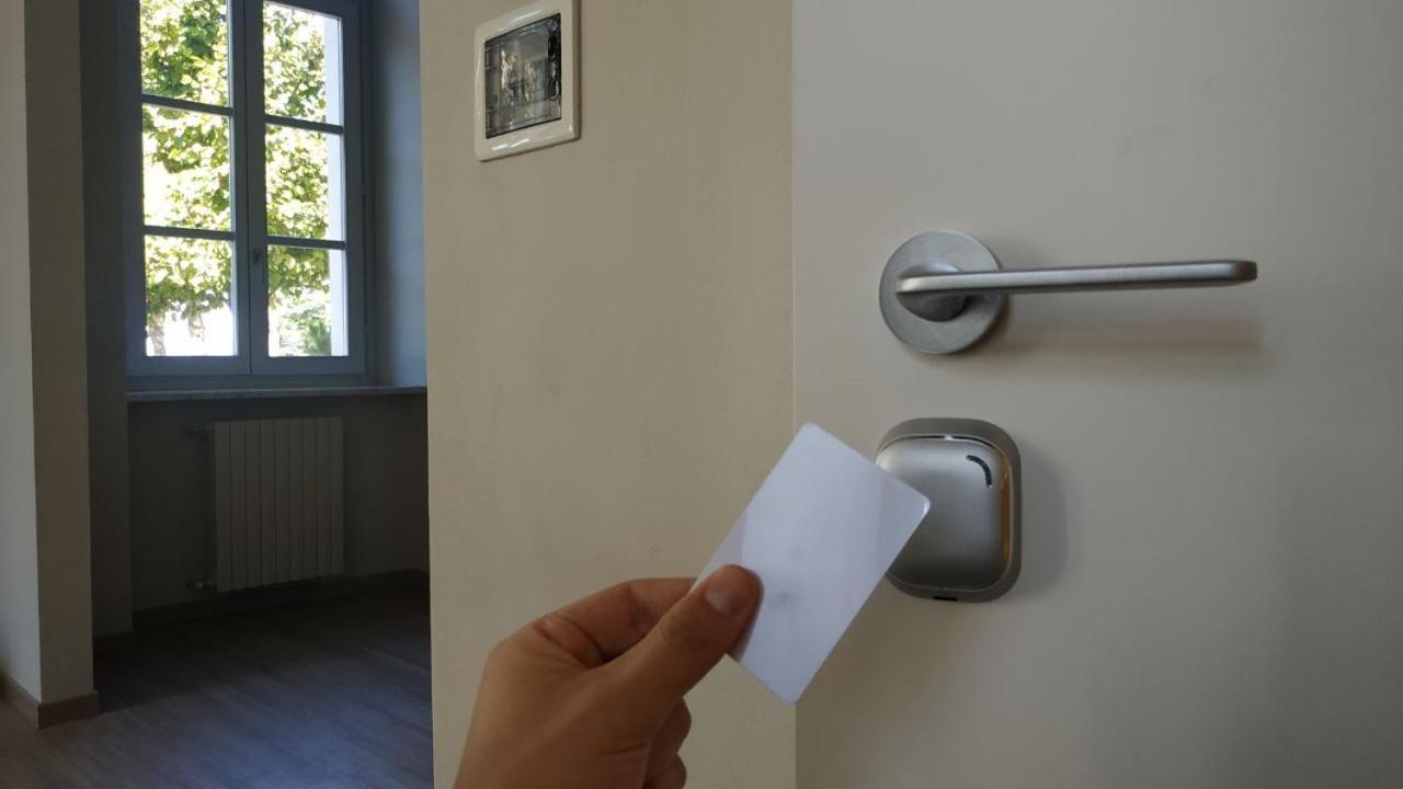 Casa Di Altavilla Алба Екстериор снимка